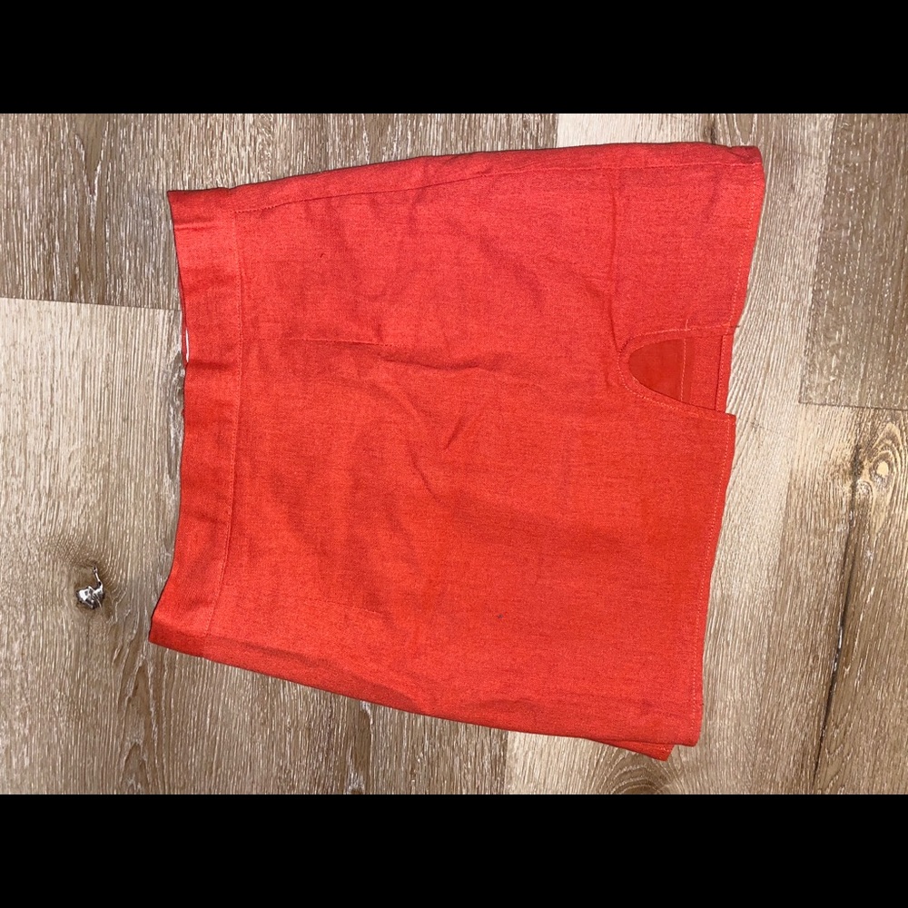 Beginning boutique mini skirt
